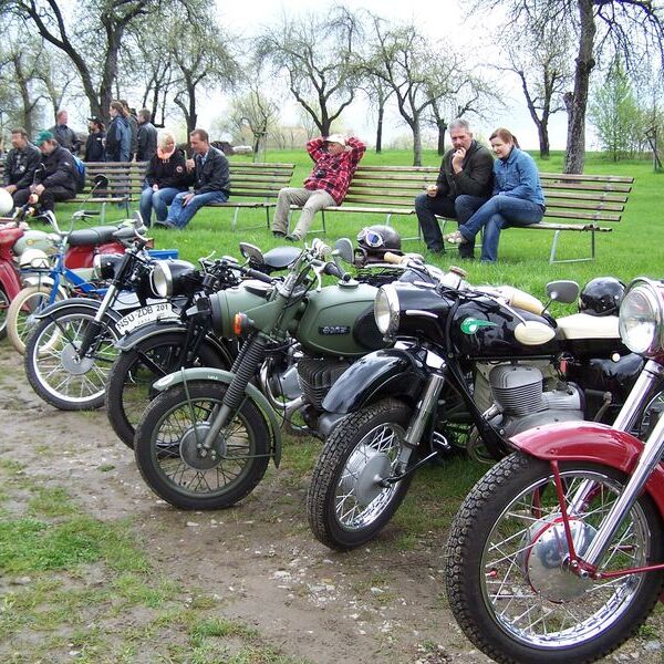 2013_04_28 Oldtimertreffen Garbisdorf Quellenhof (53).JPG