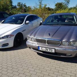 2006_Jaguar XJ8 4.2 (1).jpg