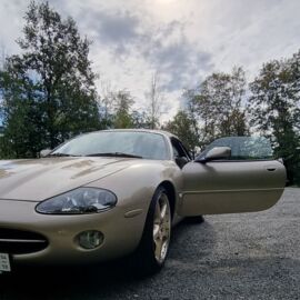 2002_Jaguar XK8 Convertible (7)_0001.jpg